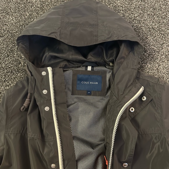 Cole Haan Stylish Grey Rain Jacket - Picture 1 of 6